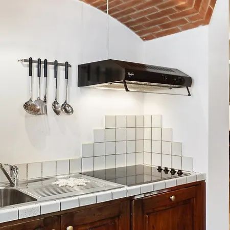 Apartment Cozy And Classy Apt In The Heart Of Como!